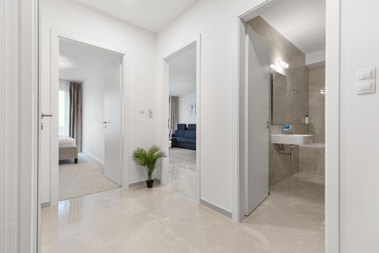 Апартаменти Lam Jegeho Alej - Jacuzzi - Free Parking Братислава Екстер'єр фото